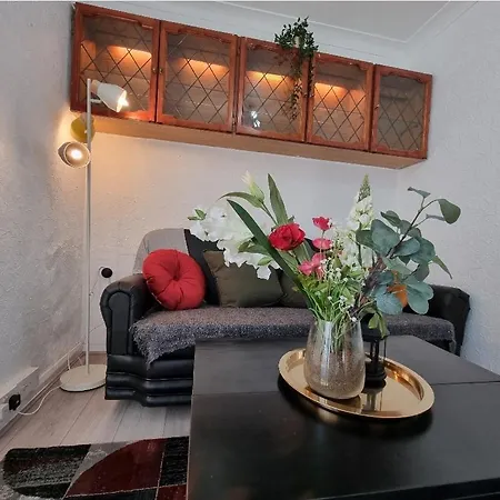 Bed & Breakfast Deluxe Double Bedroom With Private Bathroom, Parking And Wifi Leeds (West Yorkshire)